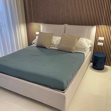 La Finestra Sul Mare Modern Apartment Джардини-Наксос Экстерьер фото